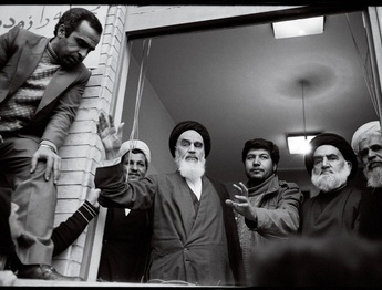 روایت دیوید بارنت عکاس آمریکایی از انقلاب اسلامی ۵۷