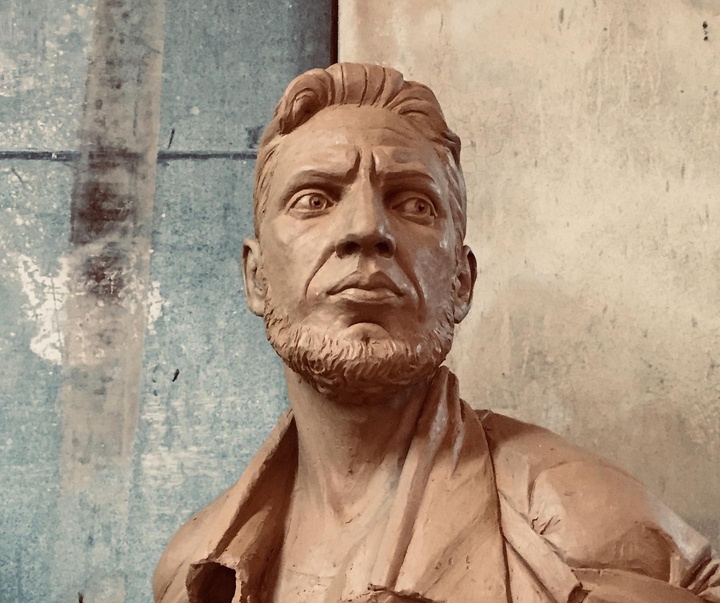 گالری آثار مجسمه و حجم یینیر نونز لوپز از کوبا