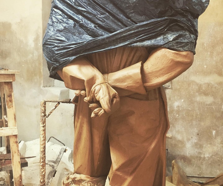 گالری آثار مجسمه و حجم یینیر نونز لوپز از کوبا