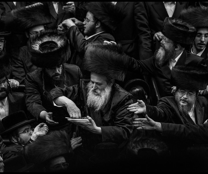 گالری عکس های مستند عباس عطار از ایران (بخش دوم، حوادث جهان)