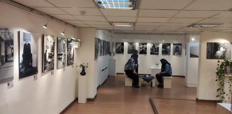 نمایشگاه گروهی عکس «عکاسان آزاد»، در نگارخانه سرو