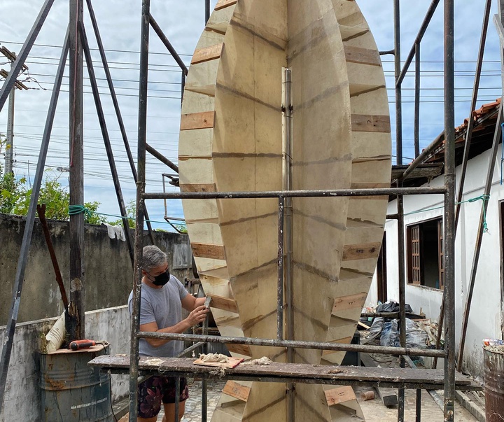 گالری آثار حجم و مجسمه گوستاوو مورنو از اسپانیا