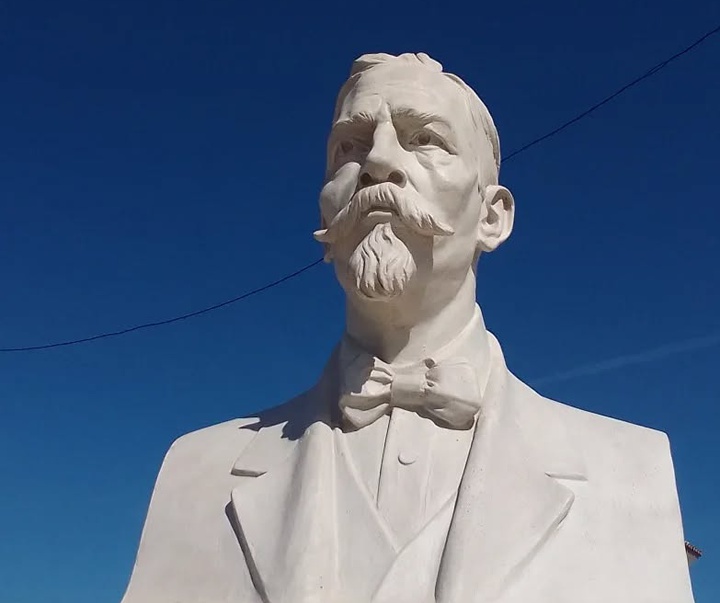 گالری مجسمه‌های گابریل رائول سیسنروس بائز از کوبا