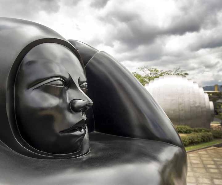 گالری آثار مجسمه و حجم خورخه خیمنز مارتینز از کاستاریکا